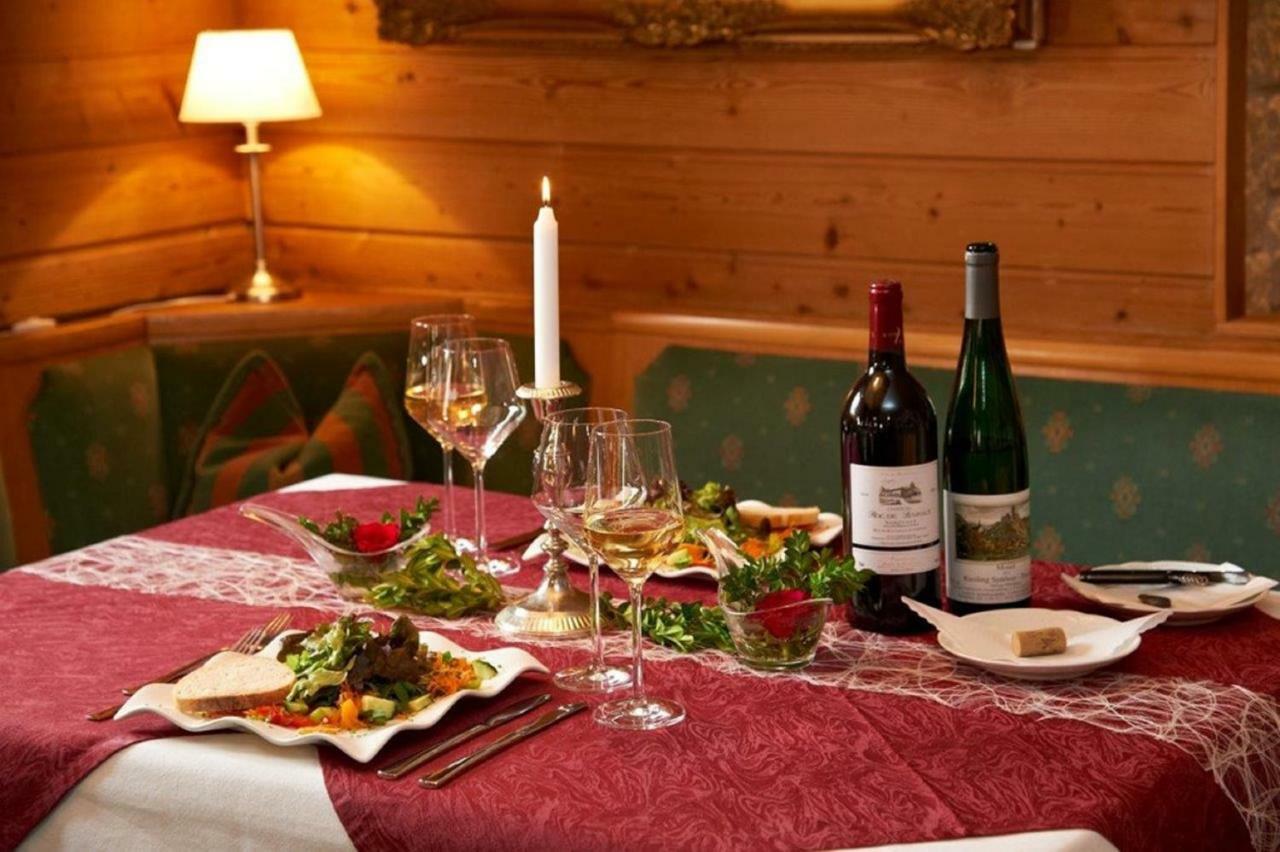 Hotelgasthof Zur Sonne باد غوغنغ المظهر الخارجي الصورة